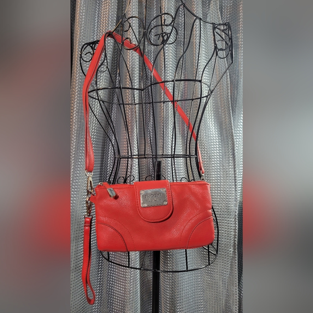 Nicole Miller Vibrant Red Crossbody Bag - Picture 1 of 5